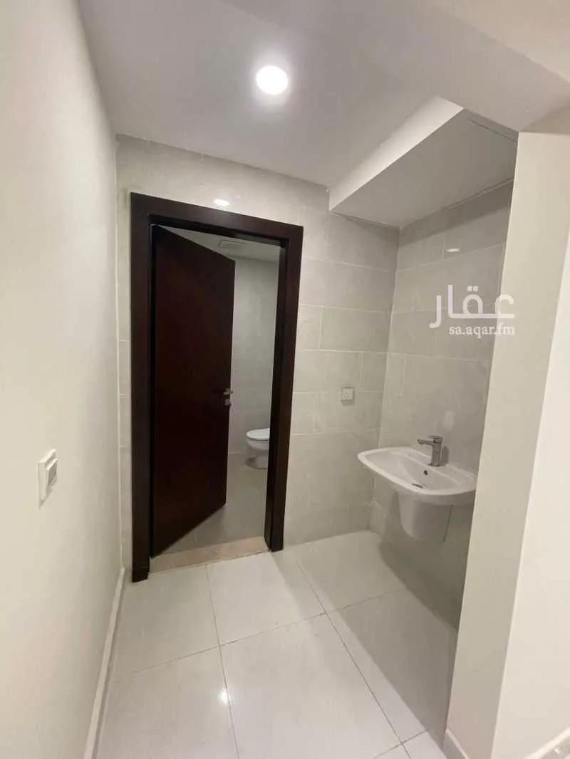 7 bedroom villa in Al Janadriyah 12