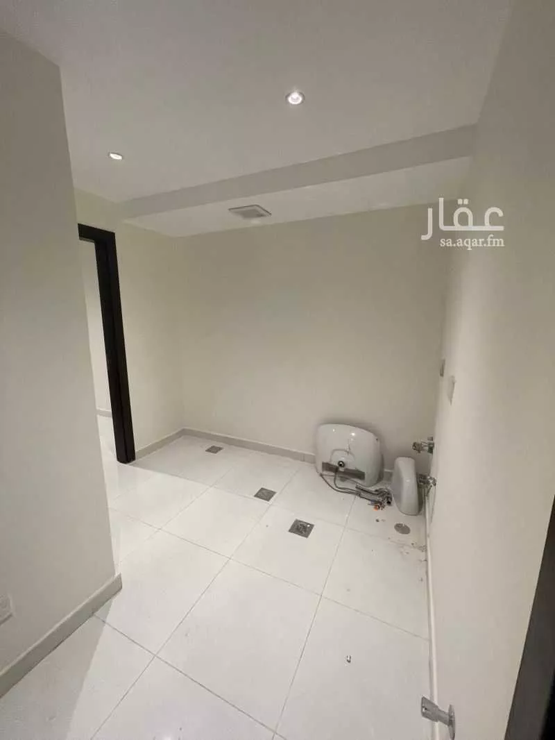 7 bedroom villa in Al Janadriyah 14