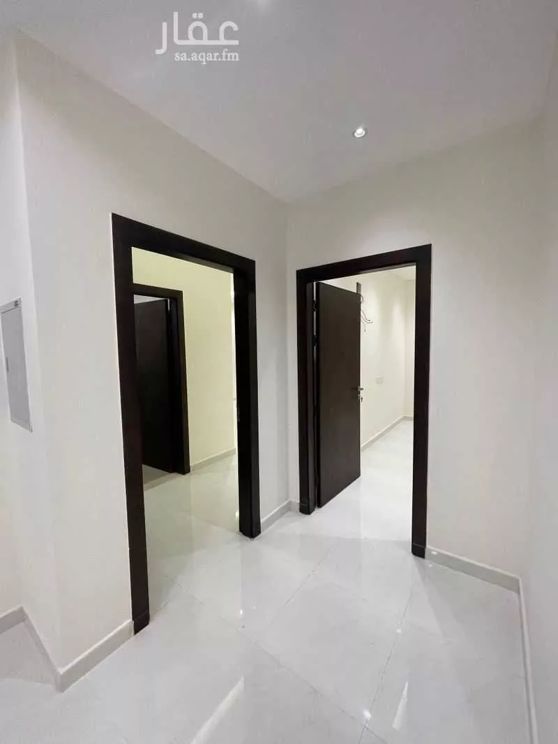 7 bedroom villa in Al Janadriyah 21