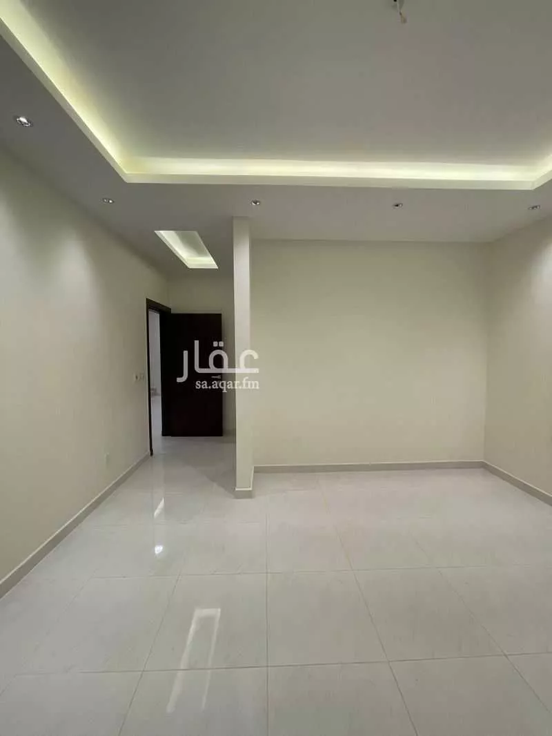 7 bedroom villa in Al Janadriyah 23