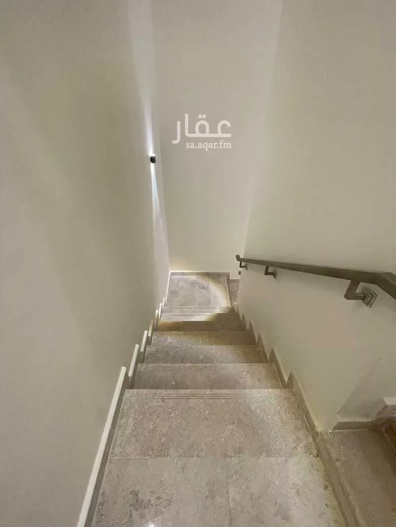 7 bedroom villa in Al Janadriyah 25