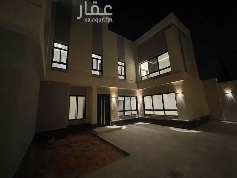 7 bedroom villa in Al Janadriyah 5