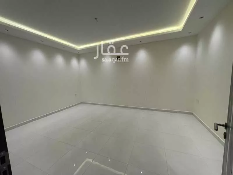 7 bedroom villa in Al Janadriyah 6