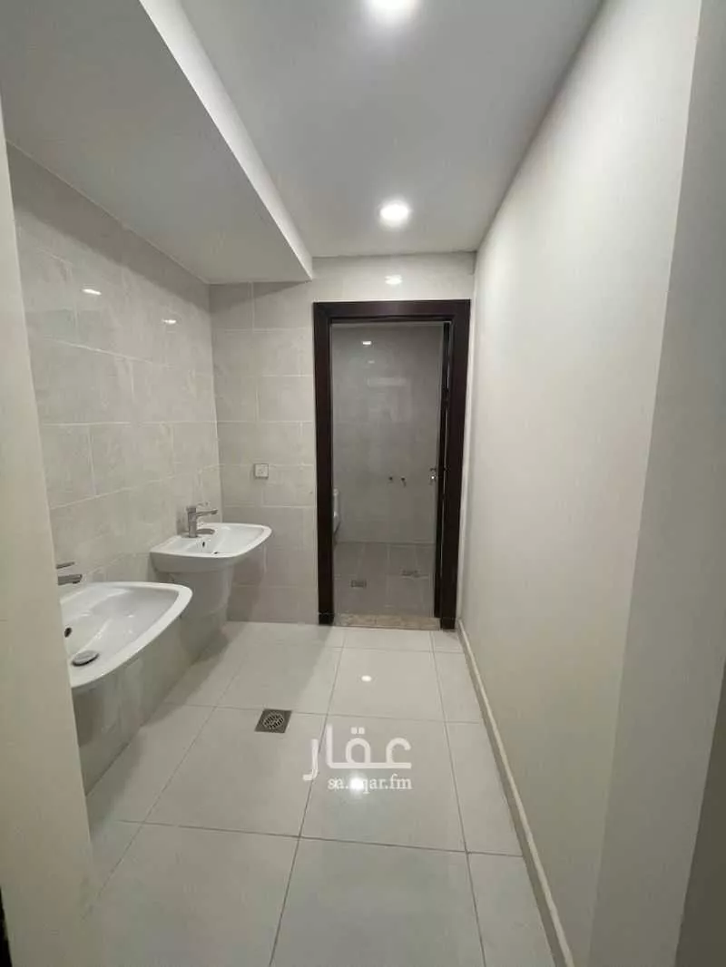 7 bedroom villa in Al Janadriyah 8