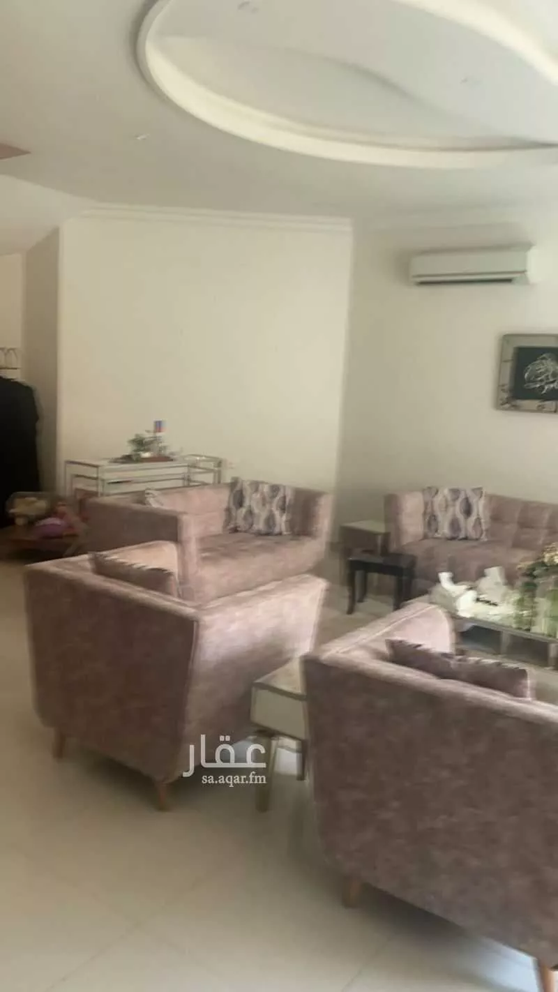 13 bedroom villa in Irqah 14