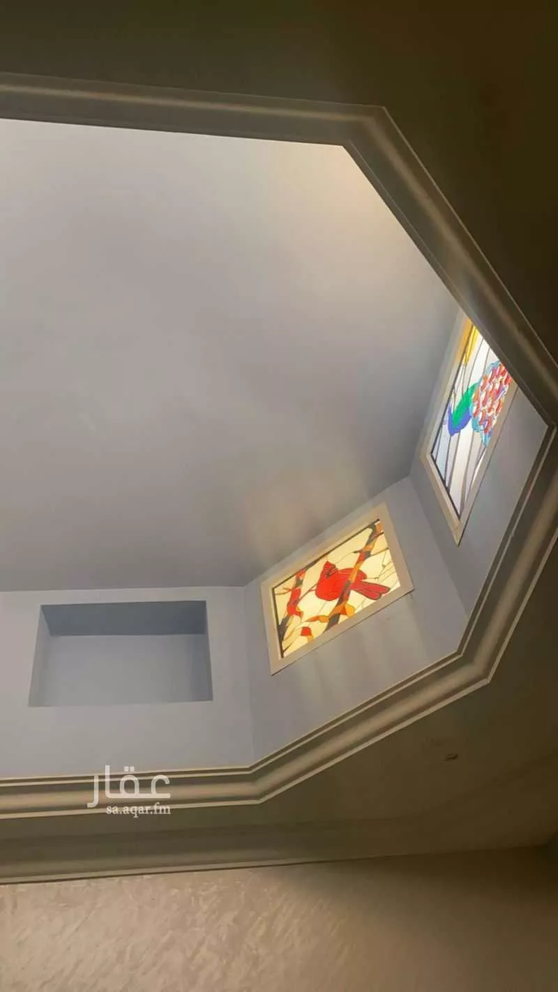 13 bedroom villa in Irqah 5
