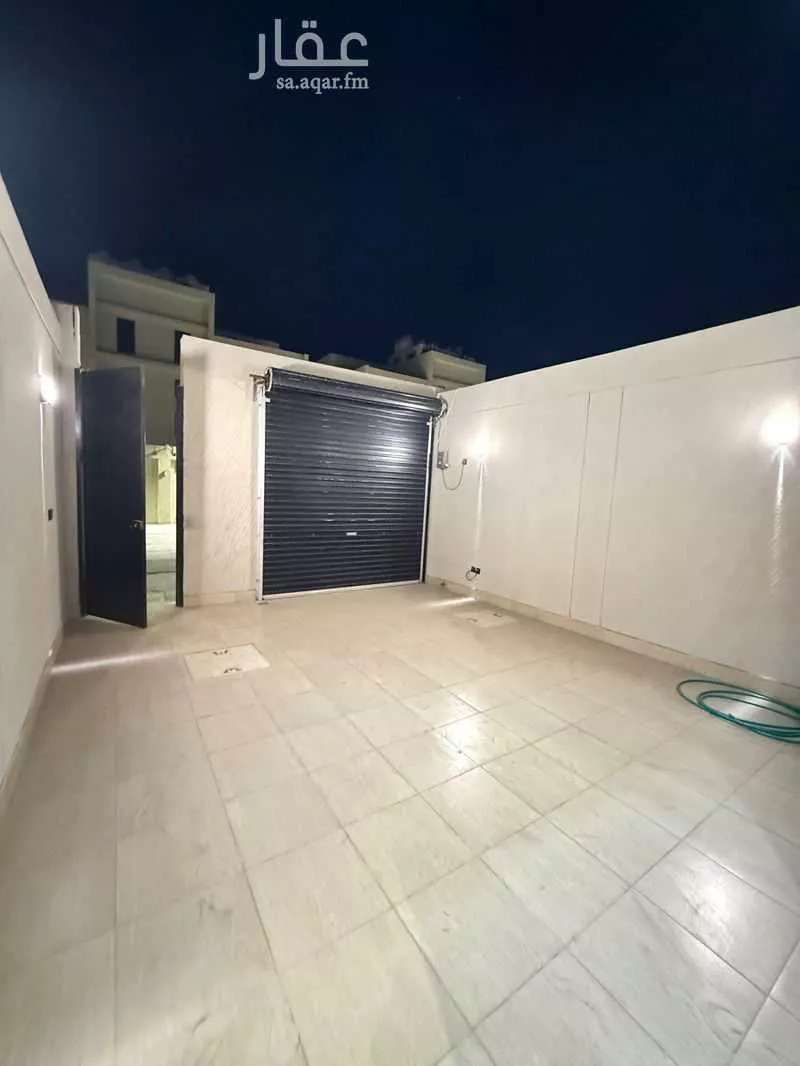 6 bedroom villa in Dhahrat Namar 9