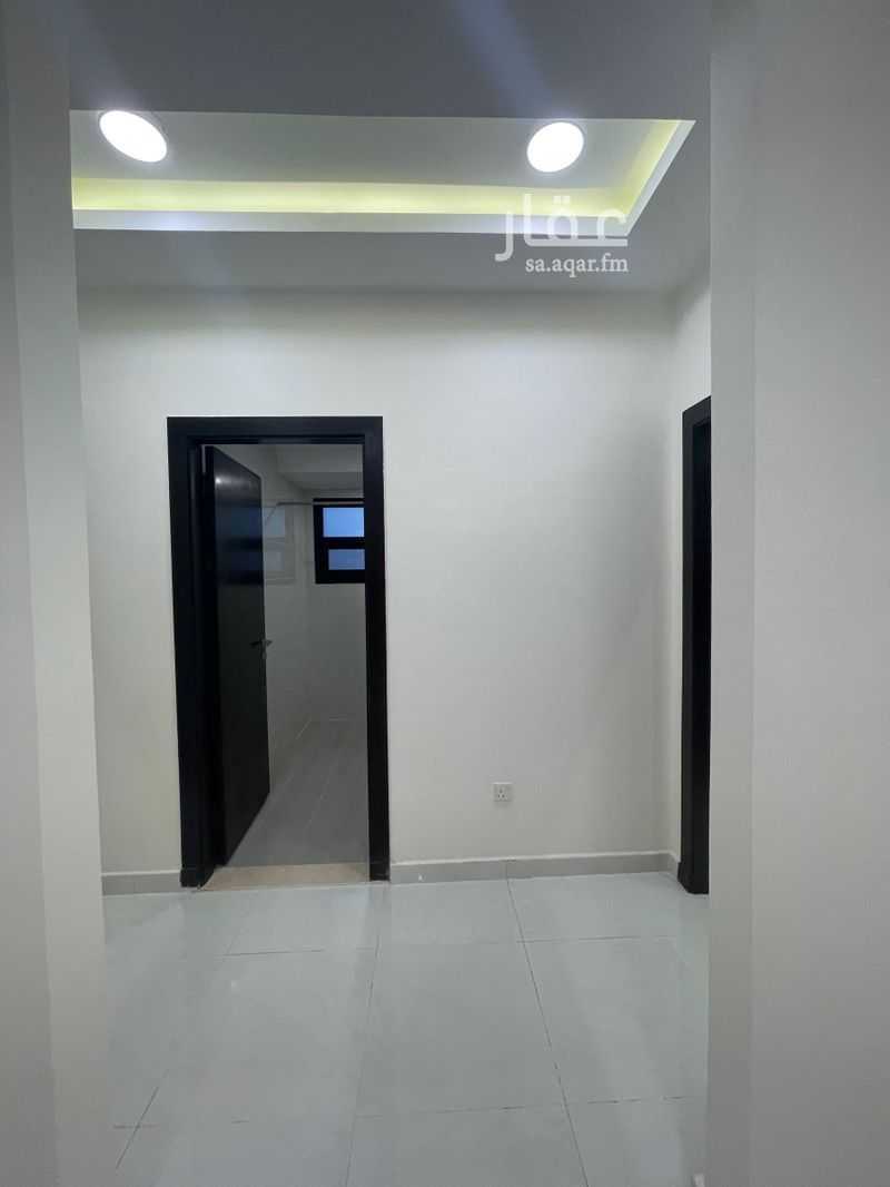 4 bedroom villa in Al Janadriyah, Riyadh 28