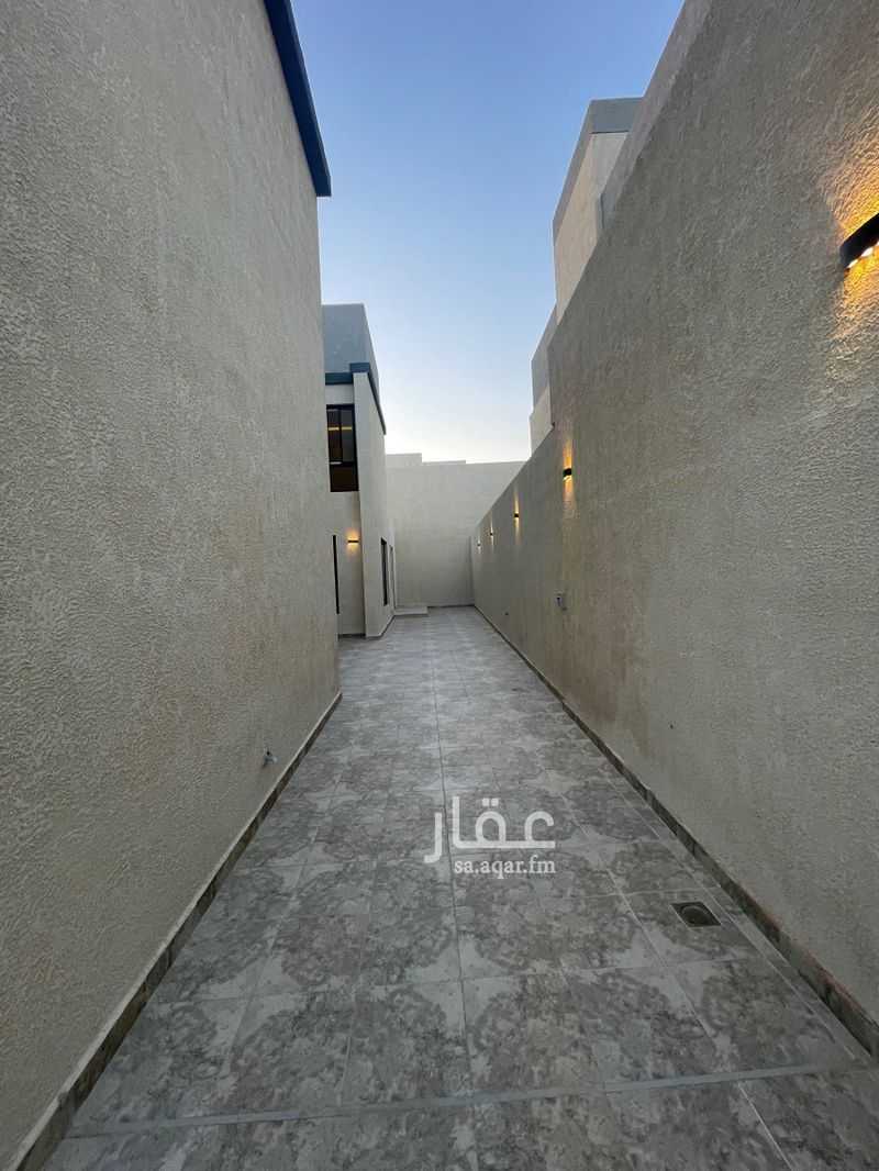 4 bedroom villa in Al Janadriyah, Riyadh 6