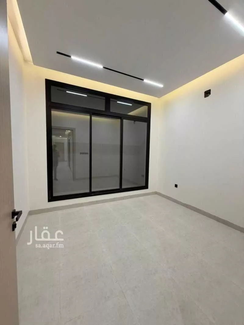 شقة 3 غرف في الرمال 12