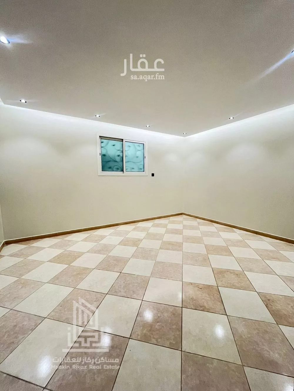 شقة 3 غرف في السعادة 6