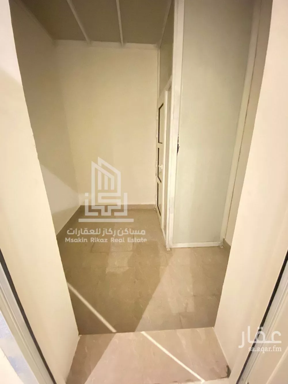 شقة 3 غرف في الروابي 12