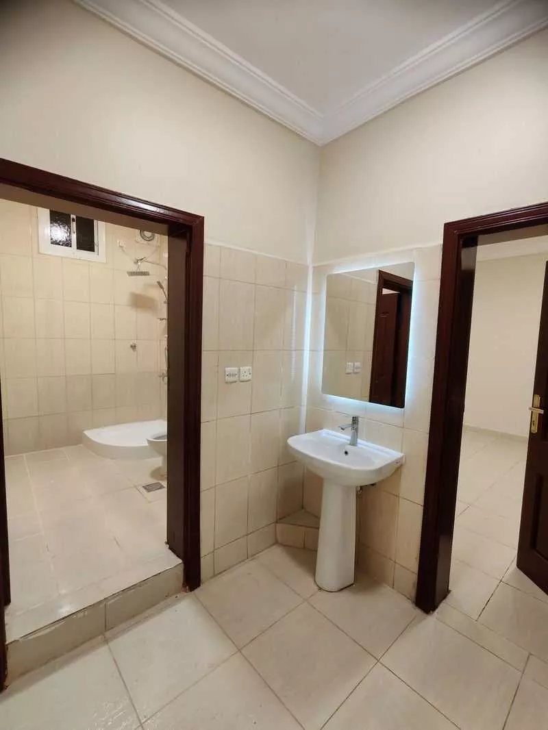 2 bedroom apartment in Al Ajawid, Jeddah 3