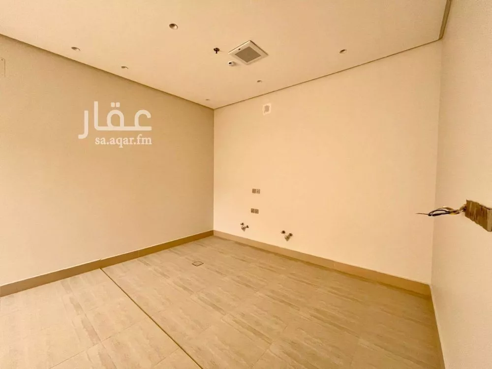 4 bedroom apartment in Al Mahdiyyah 12