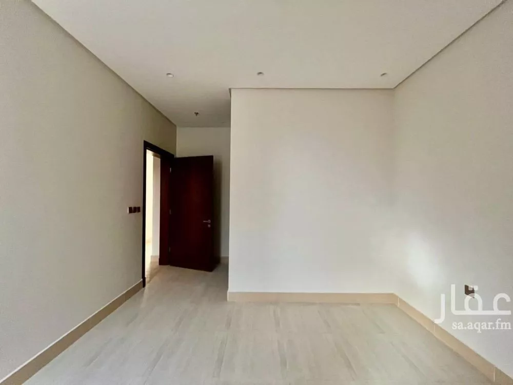 4 bedroom apartment in Al Mahdiyyah 13