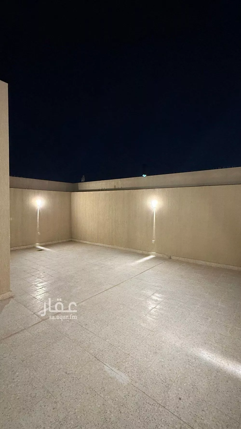 فيلا 7 غرف في الغدير 9