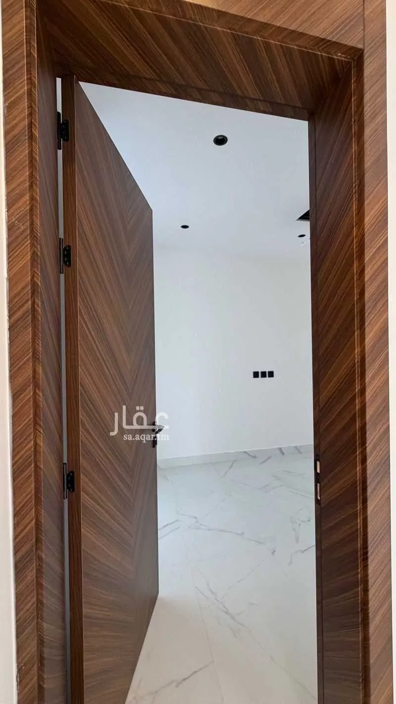 فيلا 5 غرف في الصحافة 13