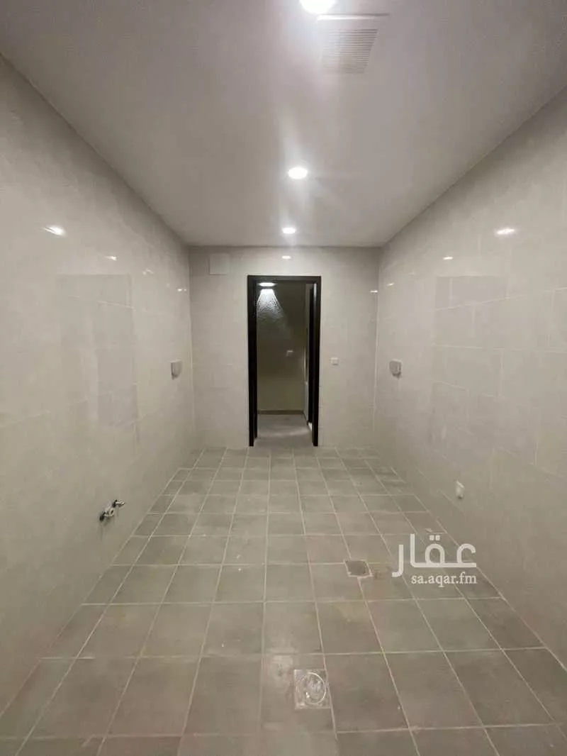 7 bedroom villa in Al Janadriyah 15