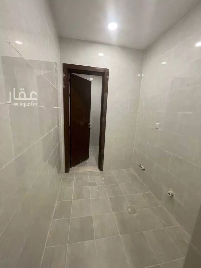 7 bedroom villa in Al Janadriyah 16