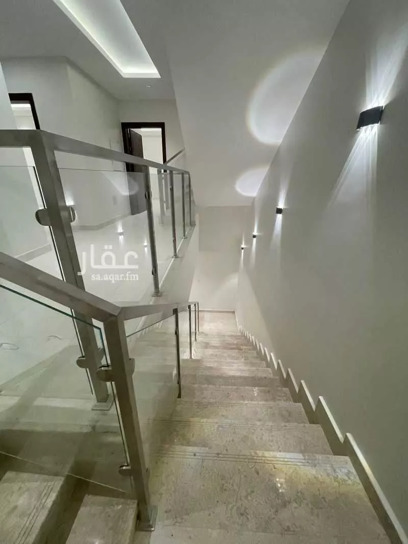 7 bedroom villa in Al Janadriyah 17