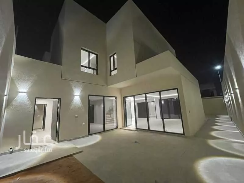 7 bedroom villa in Al Janadriyah 9