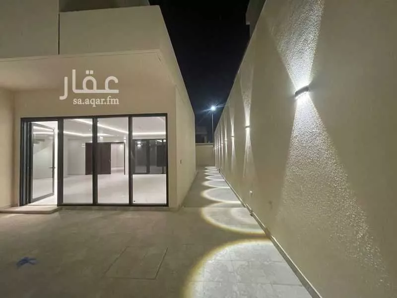 7 bedroom villa in Al Janadriyah 10