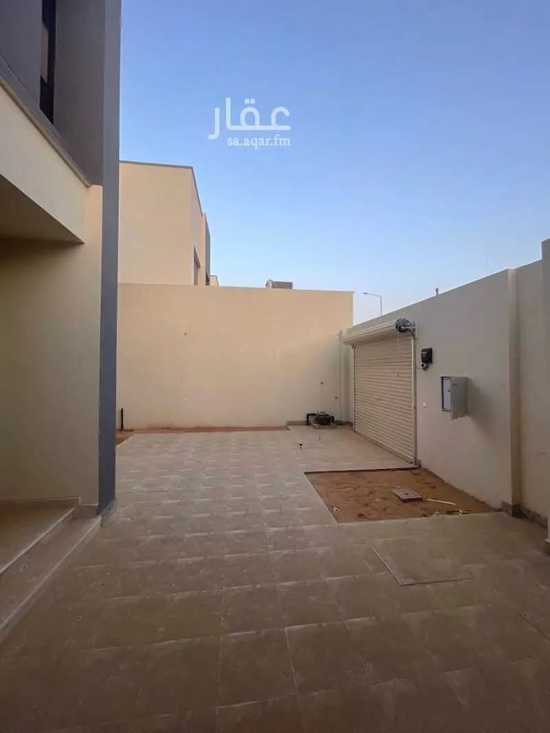 3 bedroom villa in Al Janadriyah 4