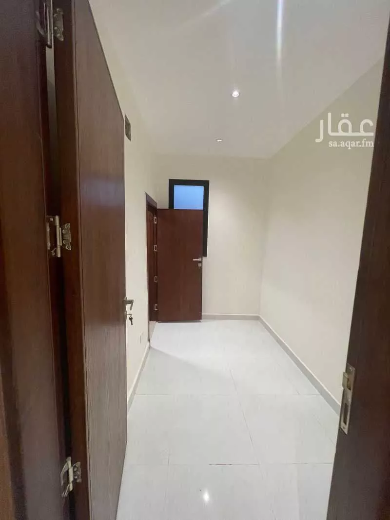 7 bedroom villa in Al Janadriyah 16