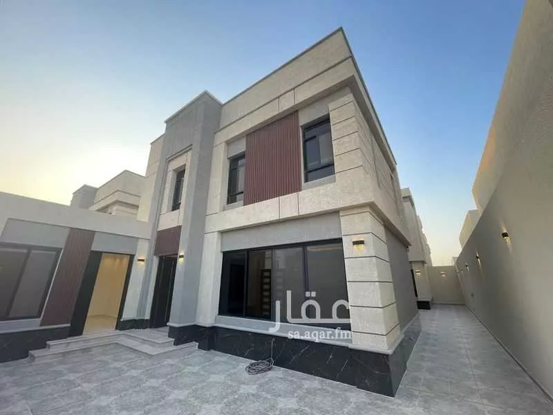 7 bedroom villa in Al Janadriyah 3