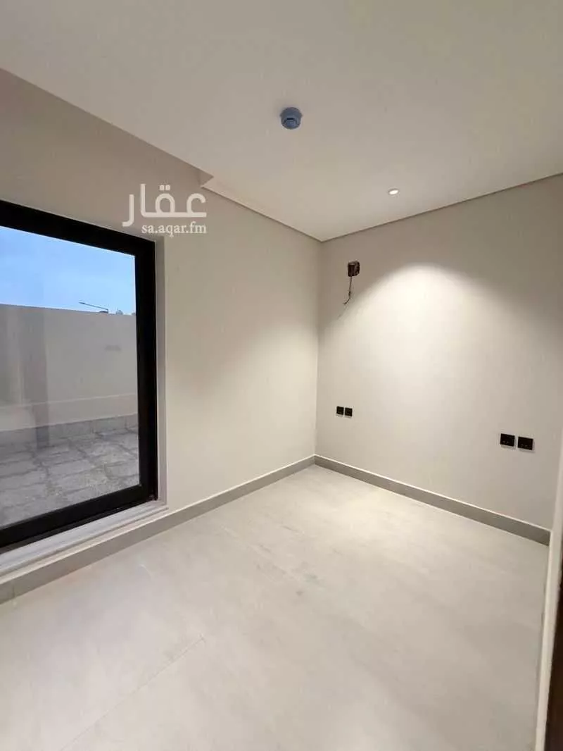 فيلا 5 غرف في العارض 25
