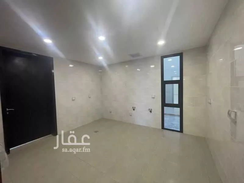 فيلا 3 غرف في الجنادرية 11