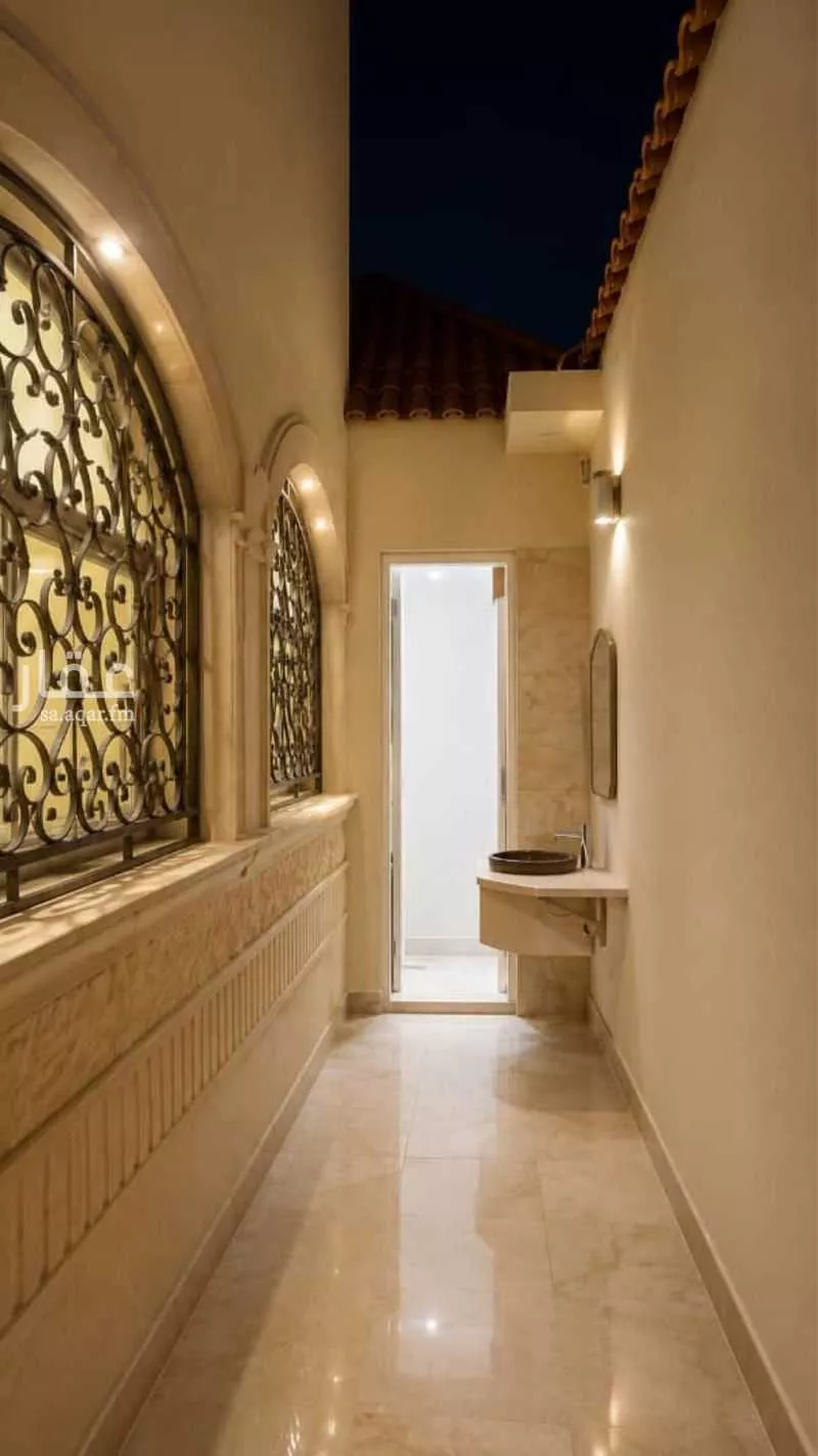 5 bedroom villa in Ishbiliyah 6