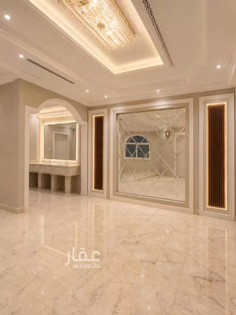 5 bedroom villa in Ishbiliyah 11