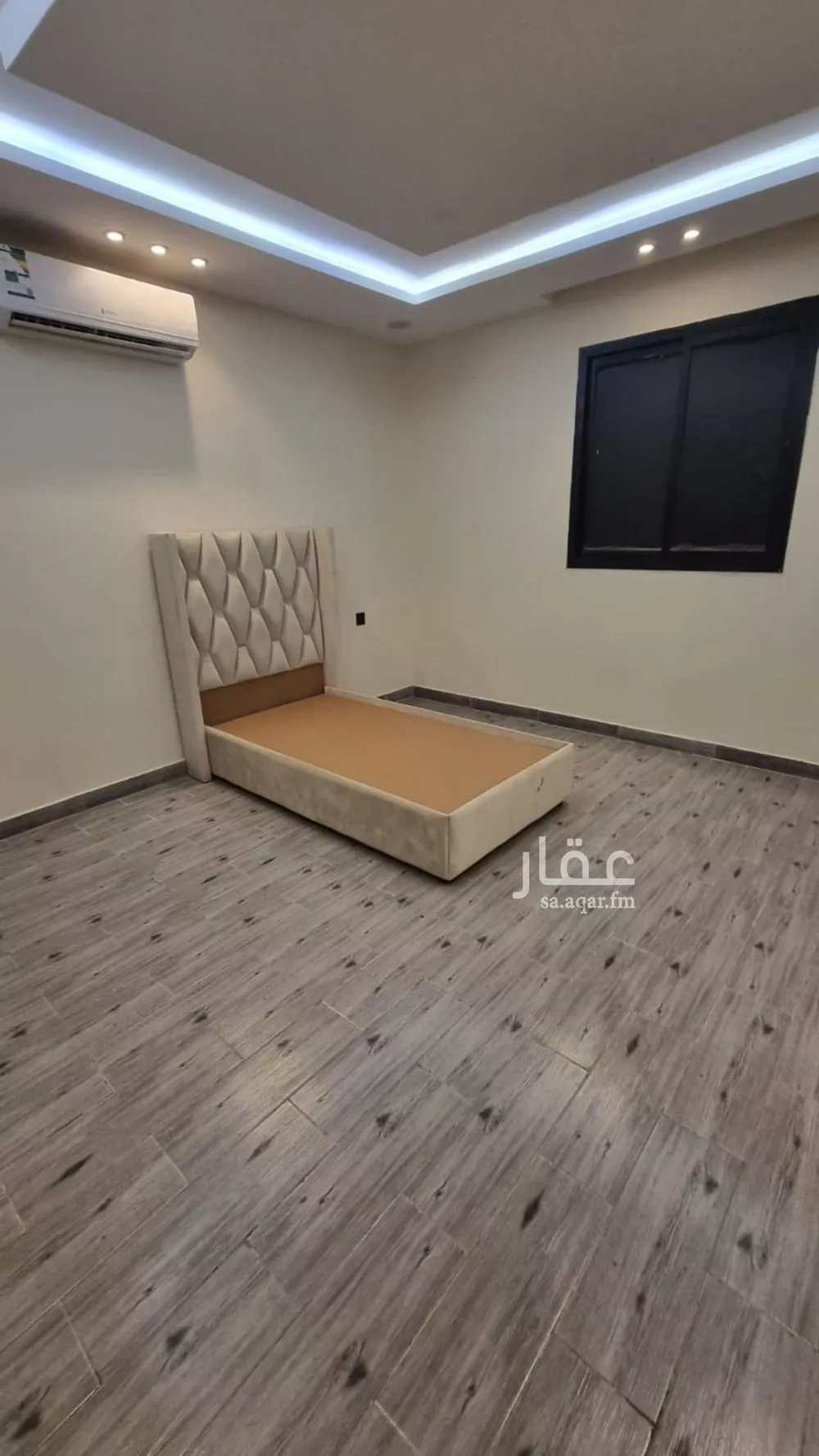فيلا 5 غرف في عريض 21
