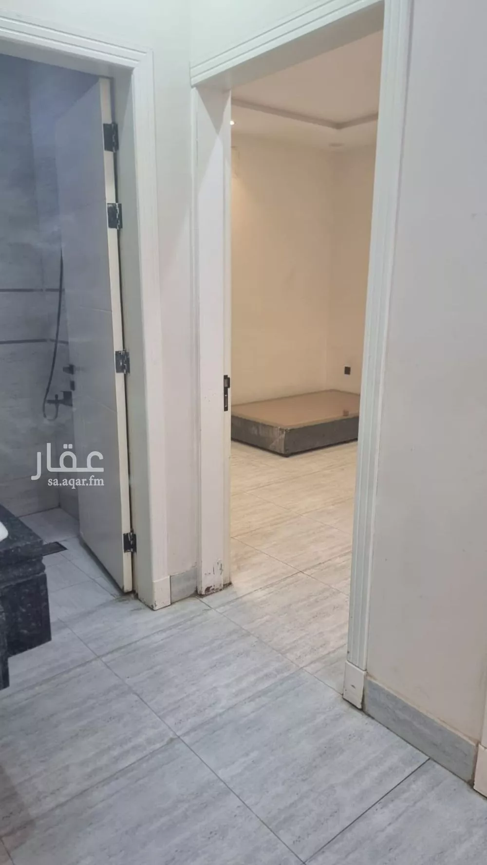 فيلا 5 غرف في عريض 8