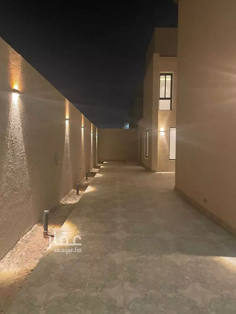 فيلا 5 غرف في الجنادرية 6