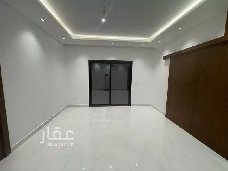 8 bedroom villa in Al Janadriyah 13