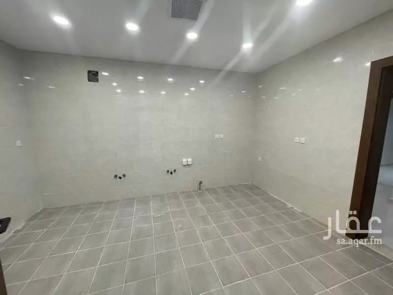 8 bedroom villa in Al Janadriyah 19