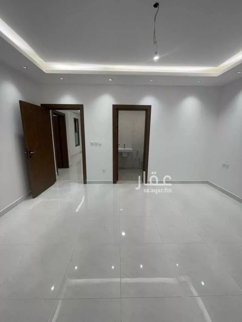 8 bedroom villa in Al Janadriyah 25