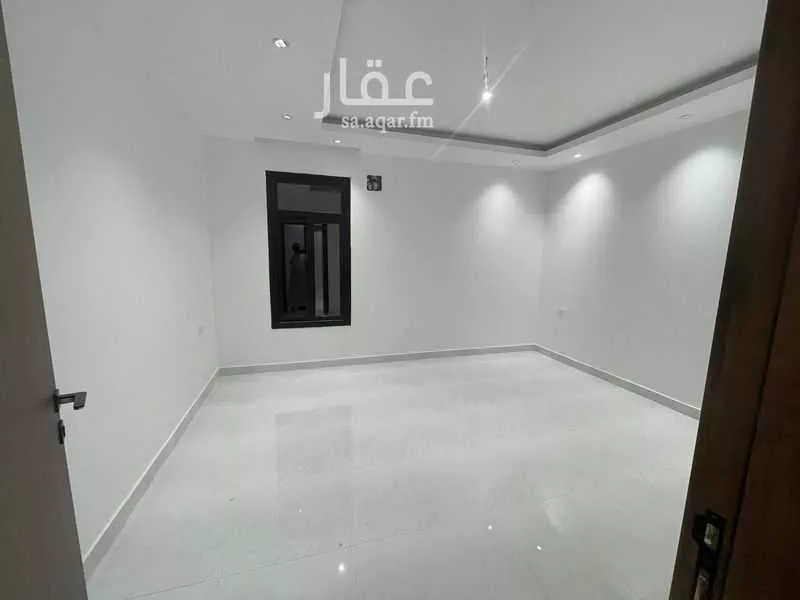 8 bedroom villa in Al Janadriyah 27