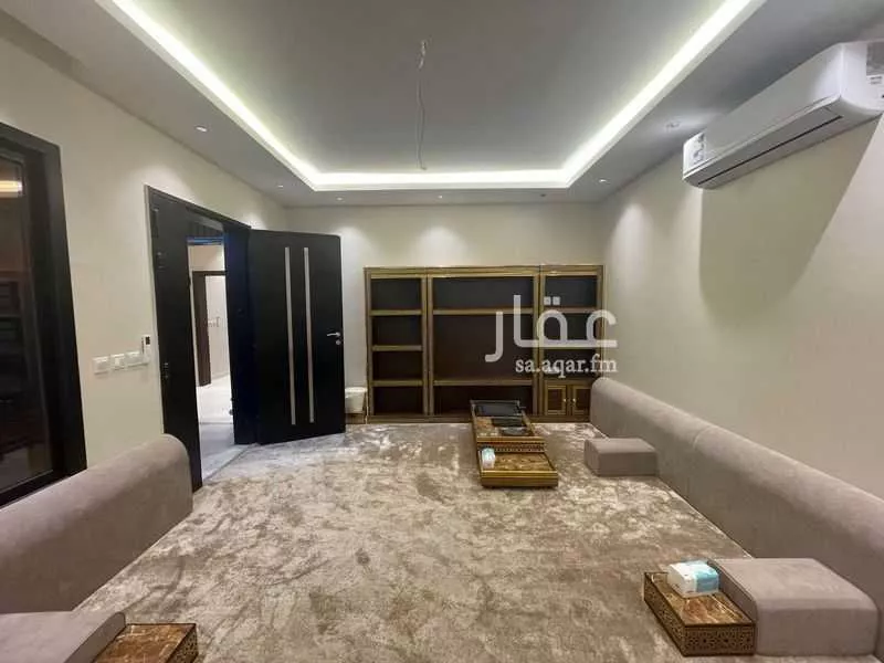 فيلا 7 غرف في الجنادرية 8