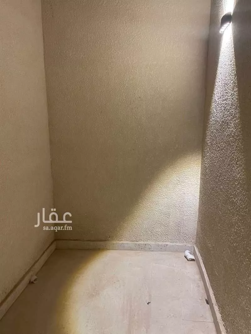 7 bedroom villa in Al Janadriyah 11