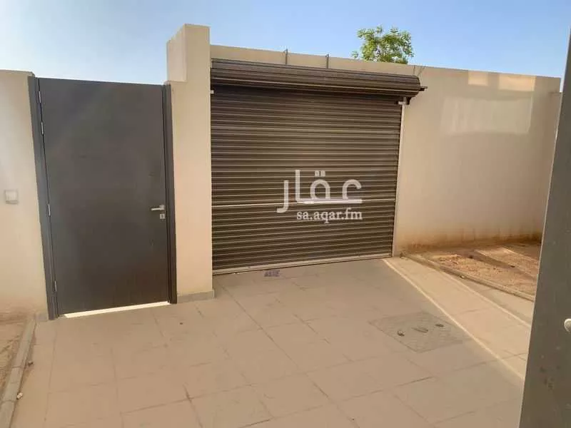 4 bedroom villa in Riyadh 13