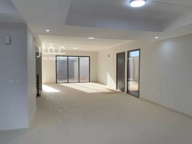 4 bedroom villa in Riyadh 3