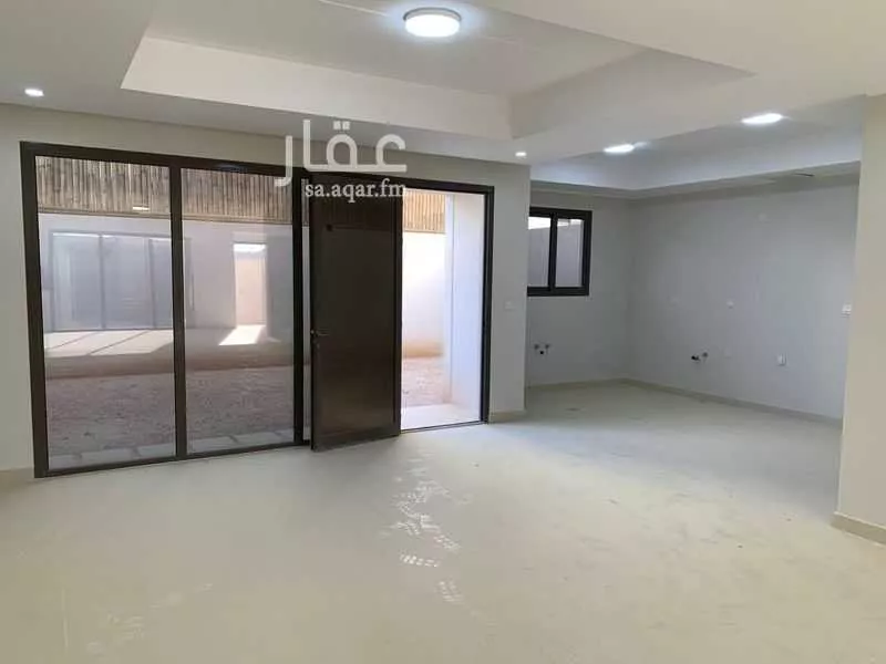 4 bedroom villa in Riyadh 4