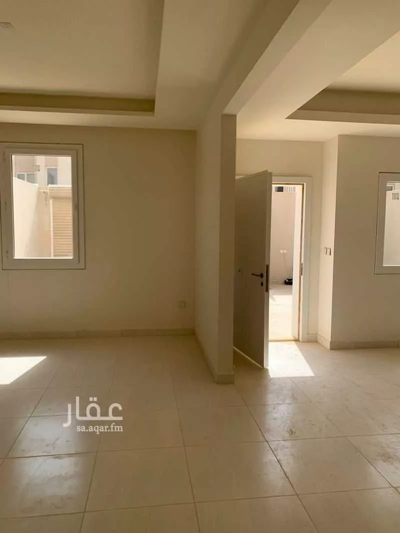فيلا 5 غرف في العارض 7