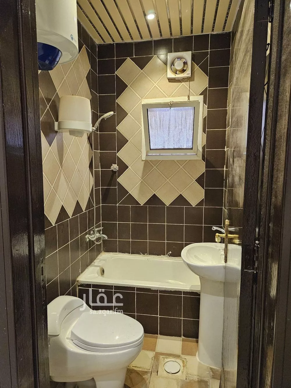 5 bedroom villa in Qurtubah 6