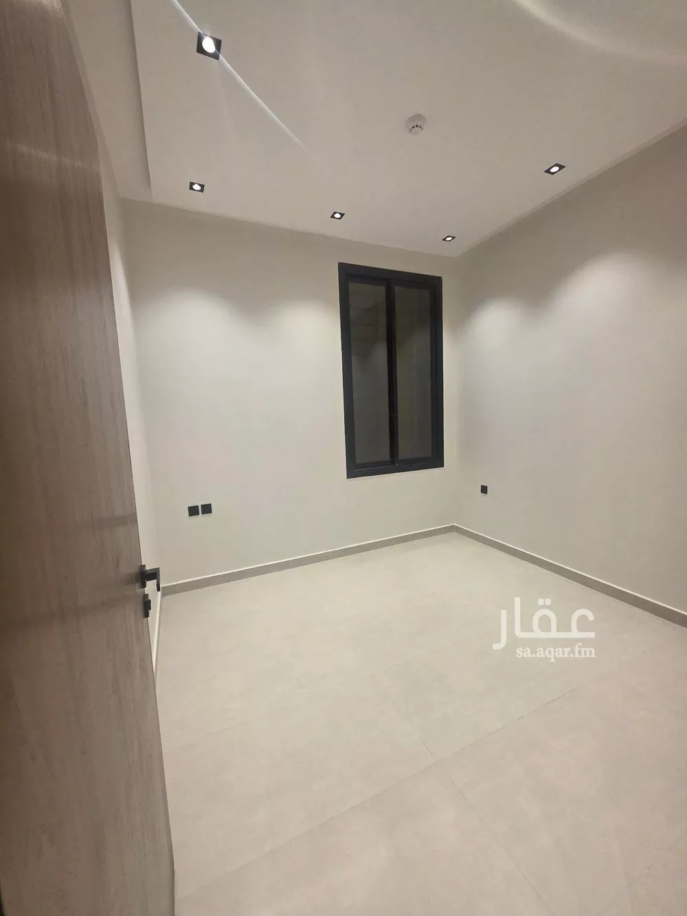 شقة 5 غرف في طويق 8