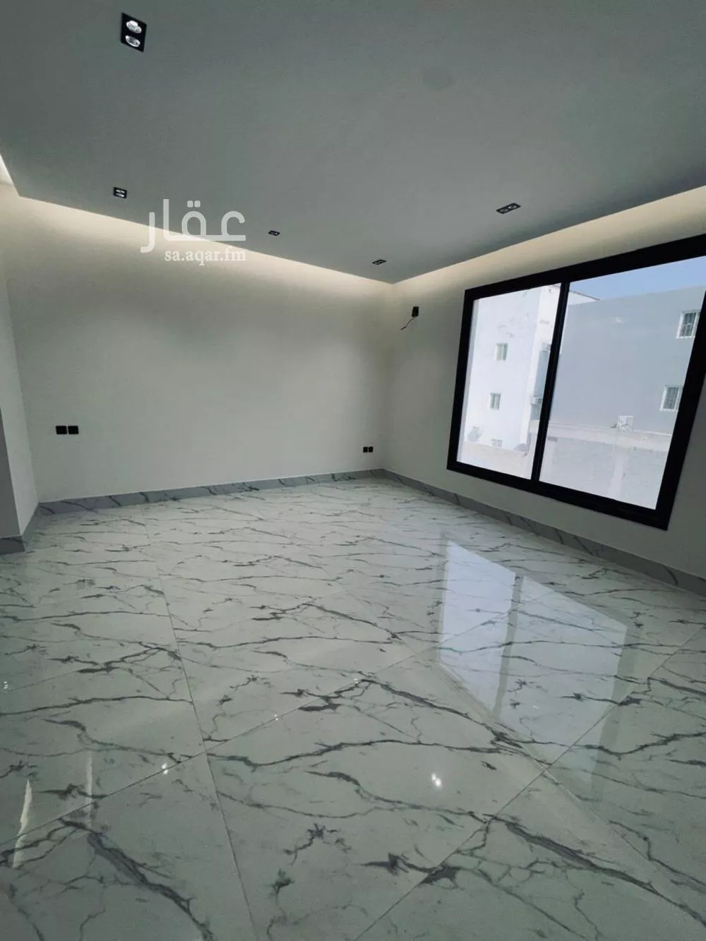 5 bedroom apartment in Al Aridh 4