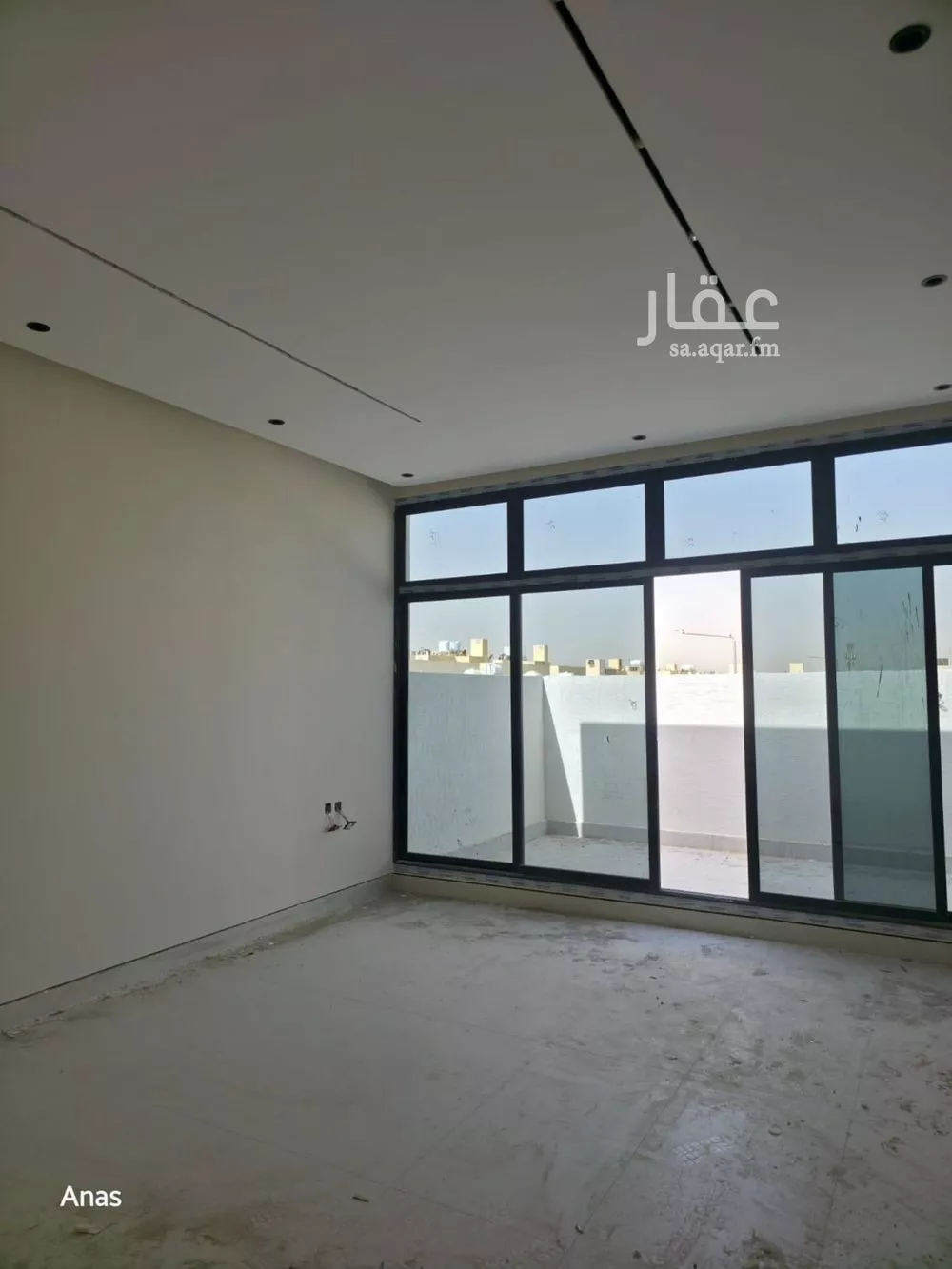 5 bedroom apartment in King Faisal 6